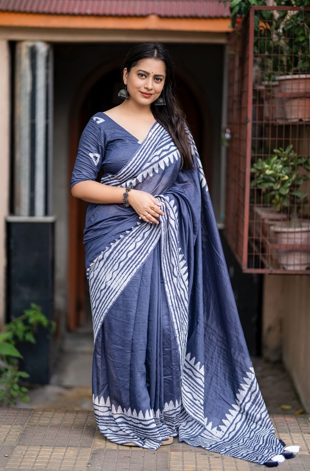 Digital Position Print Tusser Linen Saree